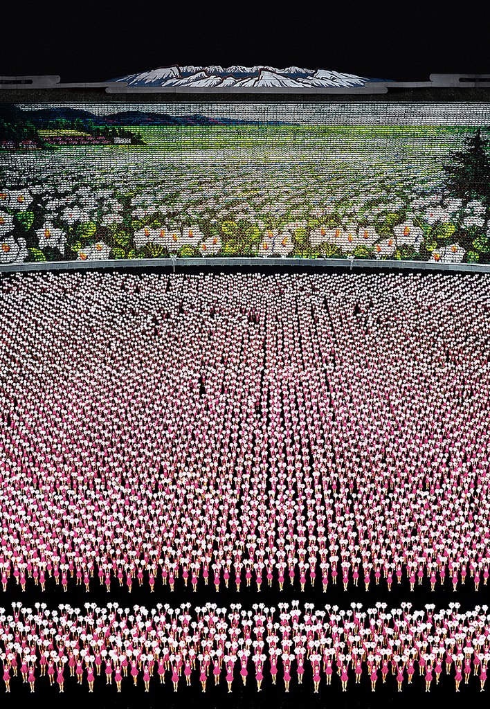Andreas Gursky, Pyongyang V